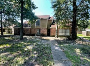 12215 Wild Pine Dr #B, Houston, TX 77039