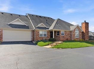 10000 Plum Hollow Ct, Louisville, KY 40291