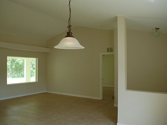 2nd image of 3242 Hainlin Ave SE