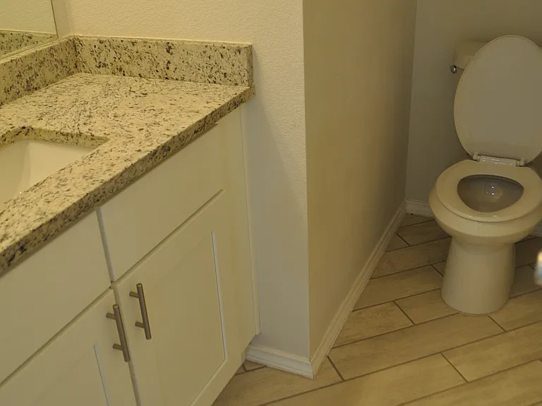 2311 Murphy Ct — Photo 8