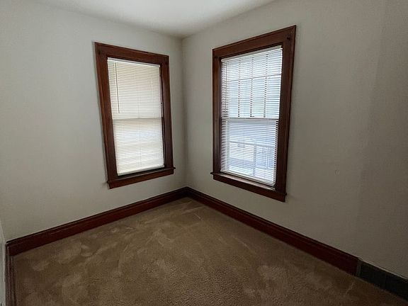 2nd image of 111 Glen Ave APT 1