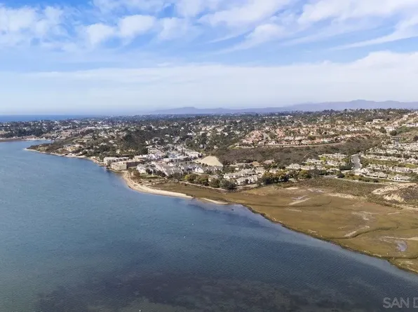 1864 Outrigger Ln, Carlsbad, CA 92008