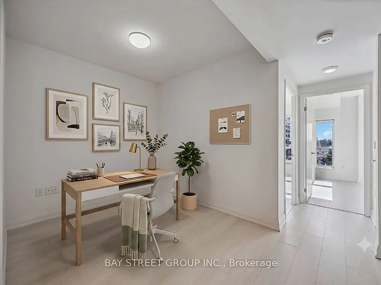 30 Gibbs Rd #Townhouse 101 — Photo 20