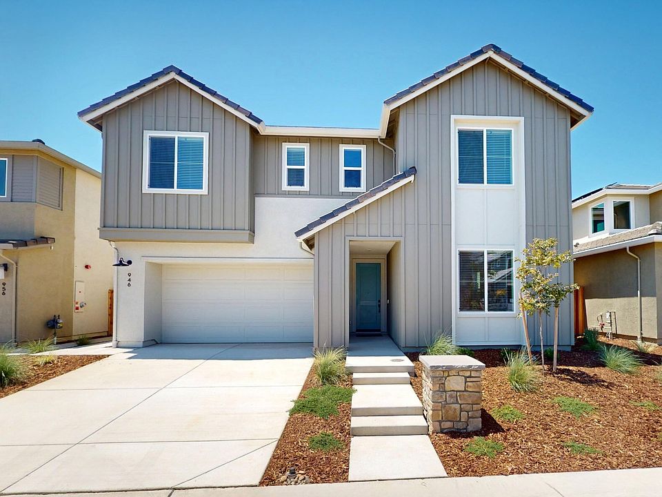 Mountaingate 45 Exterior