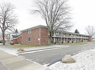 17900 Glendale St #B, Roseville, MI 48066