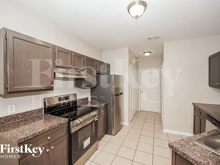 8235 Mossborger Ave — Photo 8