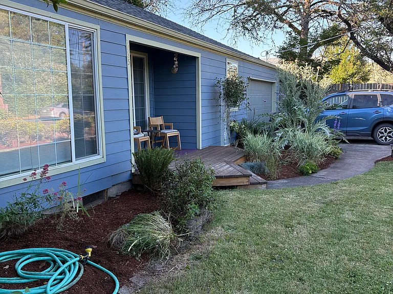 665 SE Vera Ave — Photo 4