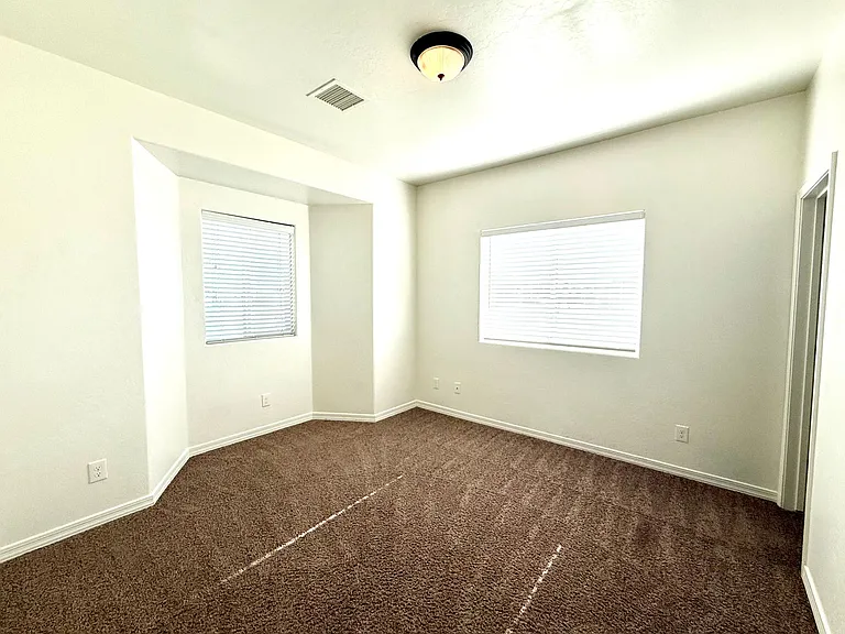 8195 E Ashley Dr — Photo 10