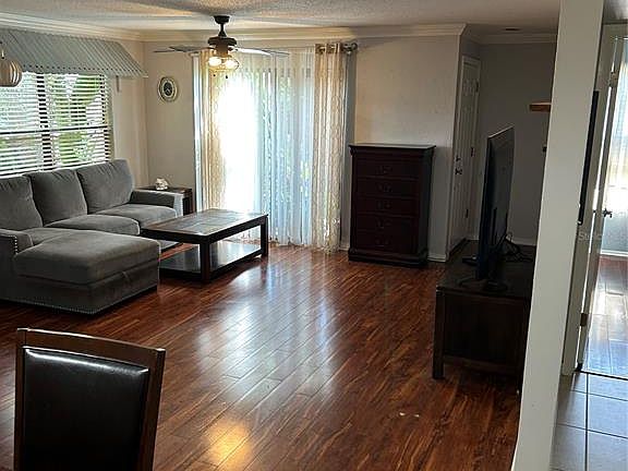 3rd image of 1505 Lennox Rd E #1505