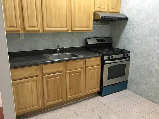 Rented by Century 21 New Golden Age Realty | media 9