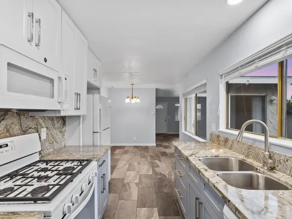 3670 Rosa Linda St, San Diego, CA 92154