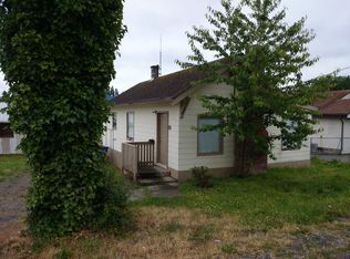 6736 38th Ave S, Seattle, WA 98118