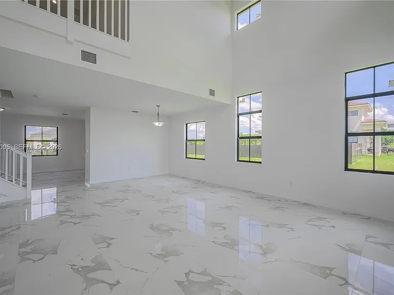 32242 SW 194th Ave — Photo 5