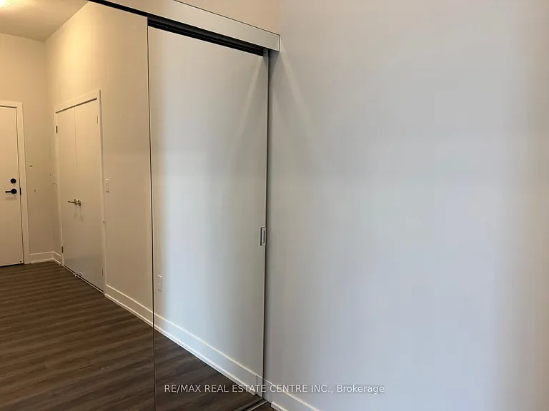 430 Square One Dr #519 — Photo 4