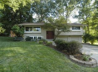501 NE 74th St, Gladstone, MO 64118