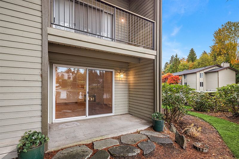 2nd image of 17537 151st Avenue SE #9-1