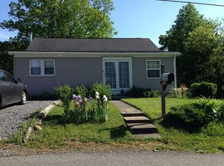 537 Michigan Ave, Westover, WV 26501