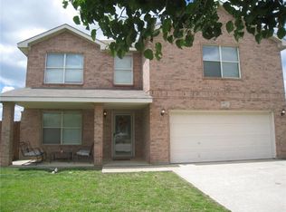 216 Bay Meadows Ct, Ponder, TX 76259