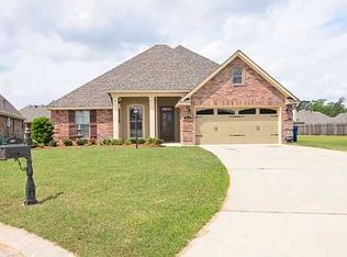 212 Pearwood Cir, Haughton, LA 71037