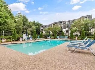 9 Broadway APT 311, Saugus, MA 01906