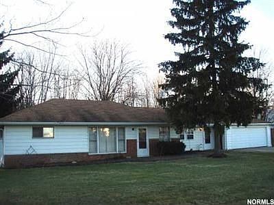 1st image of 1416 Fox Dr