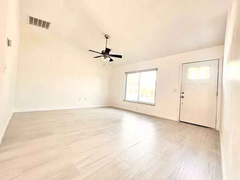 2420 Briar Oak Cir — Photo 38