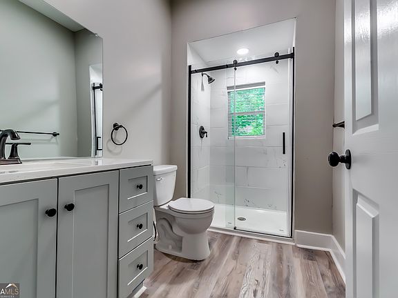 4th image of 1126 Briarcliff Pl NE APT 3