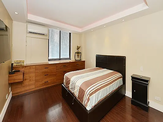 Sold by Sotheby's International Realty | media 4