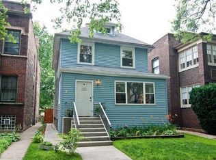 1425 W Hollywood Ave, Chicago, IL 60660