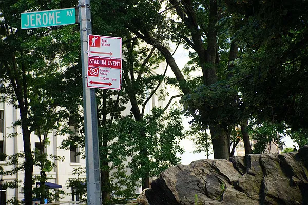 Rented by Norman Raindel, LREB | media 27