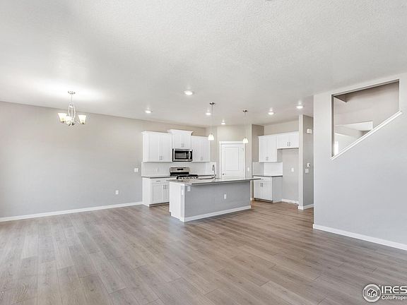 5th image of 258 N 45th Ave
