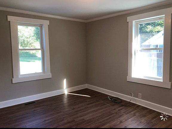 4th image of 5208 Summit Ave #1