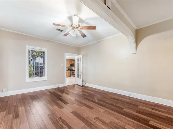 1106 Cedar Dr, La Marque, TX 77568