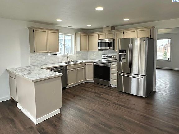 5th image of 9507 Shire Dr
