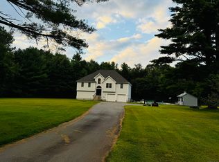 33 Railroad Ave, Sterling, CT 06377