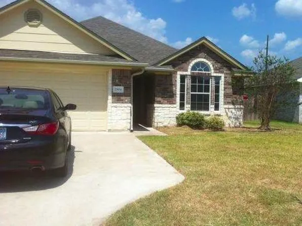 2904 Horseback Ct, College Station, TX 77845