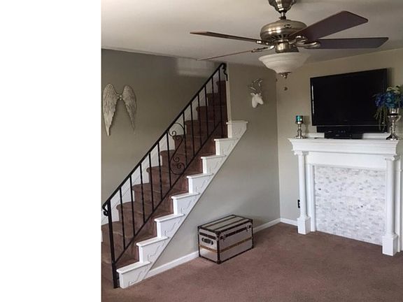 4th image of 858 Lawler St