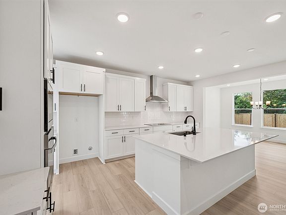5th image of 11826 63rd ST Court E #01