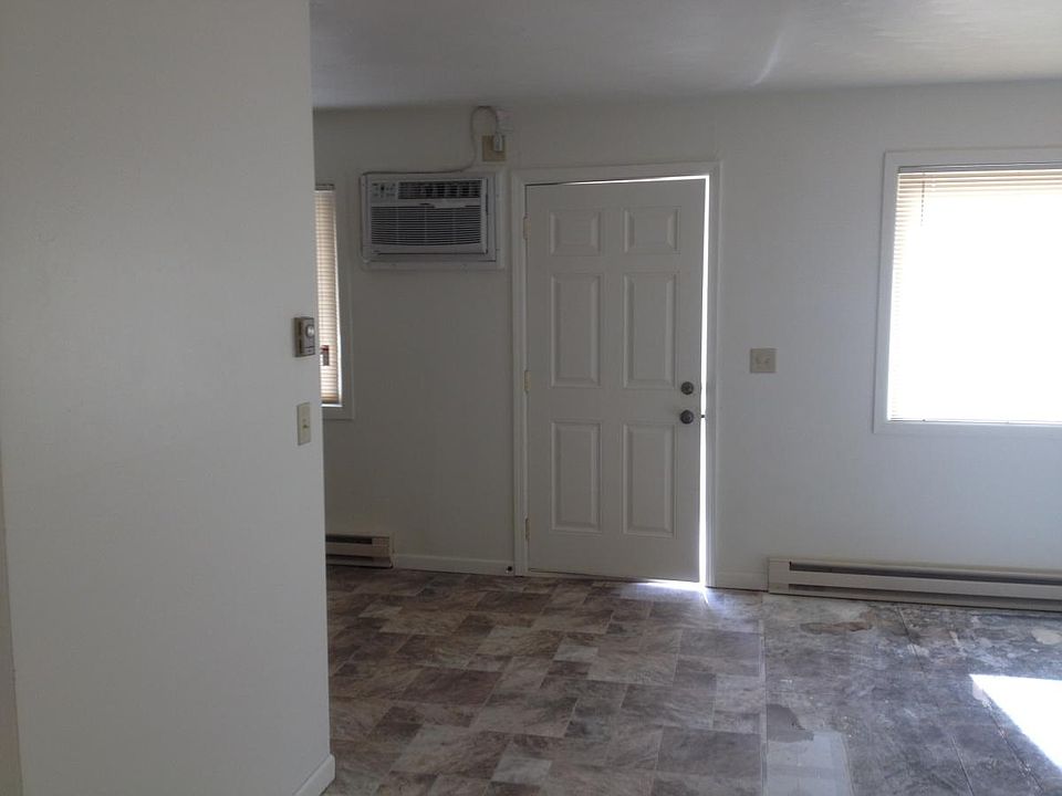 2nd image of 370 S 1150 E APT 8