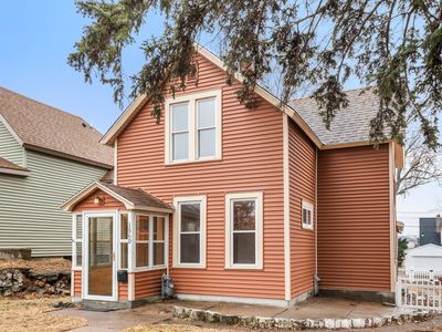 1560 Beech St, Saint Paul, MN, 55106