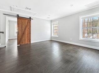 632 Main St #A, Port Jefferson, NY 11777