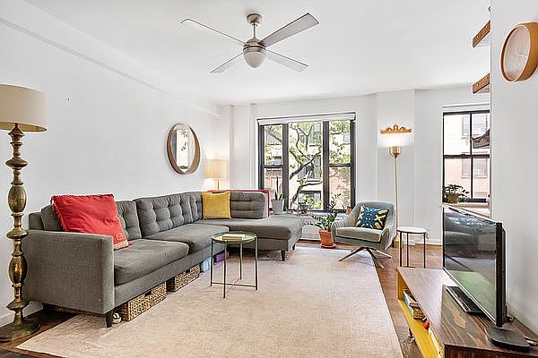 1st image of 345 Clinton Ave APT 3A