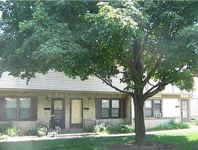 3rd image of 3827 Queen Anne Pl