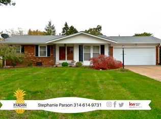 11610 Oakbury Ct, Bridgeton, MO 63044