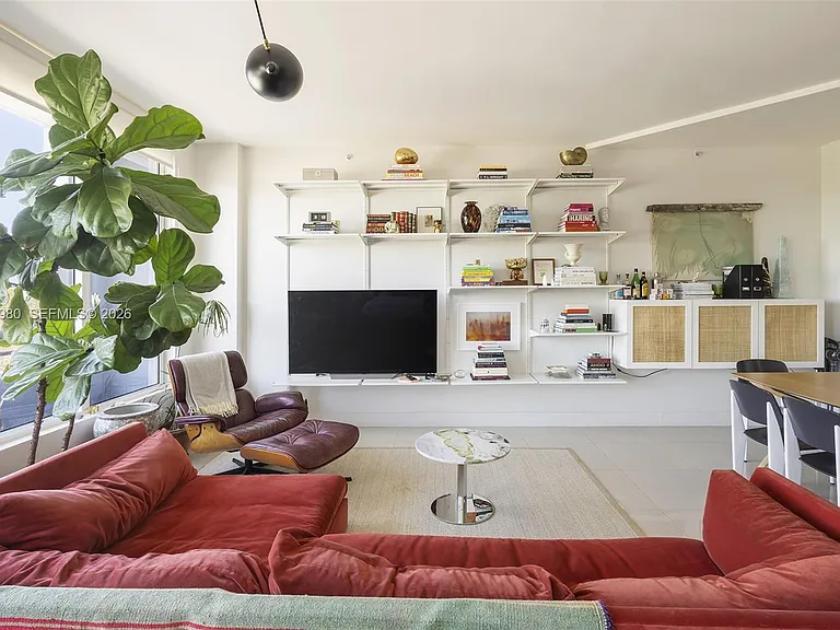 3250 Grand Ave #504 — Photo 7