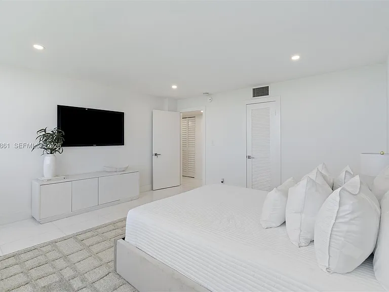 1180 S Ocean Blvd #12F — Photo 27