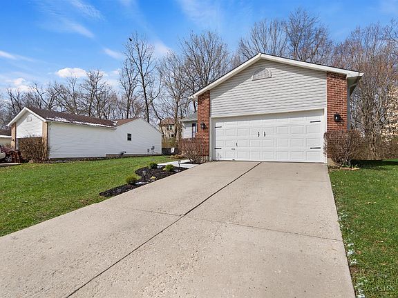 2nd image of 19 Bobwhite Ct