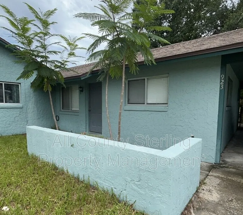 923 Bryan Ct
