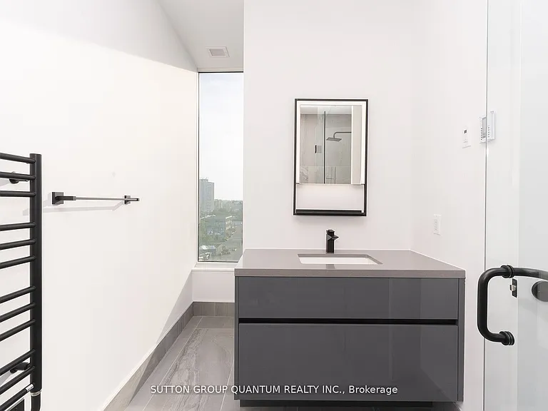 55 Port St E #602 — Photo 24