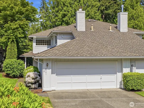 2001 Mill Pointe Drive SE, Mill Creek, WA 98012
